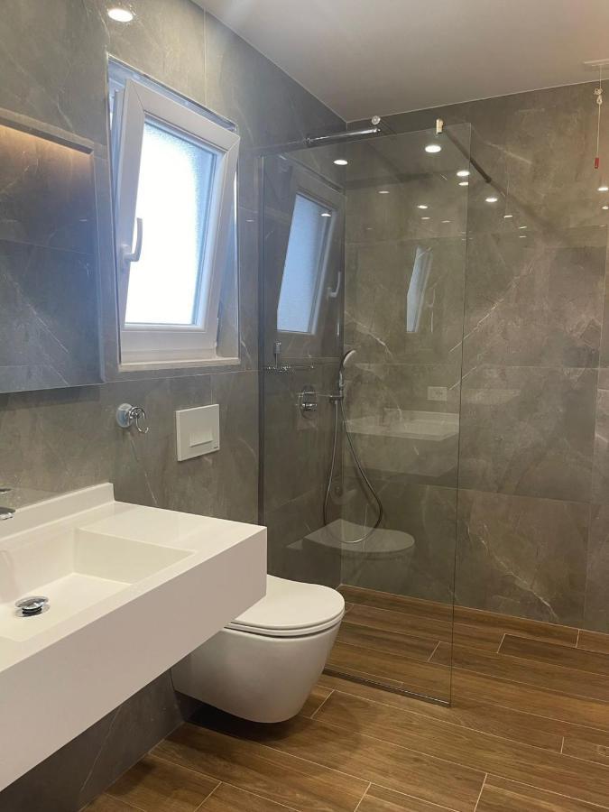 Hotel Rean Голем Екстериор снимка
